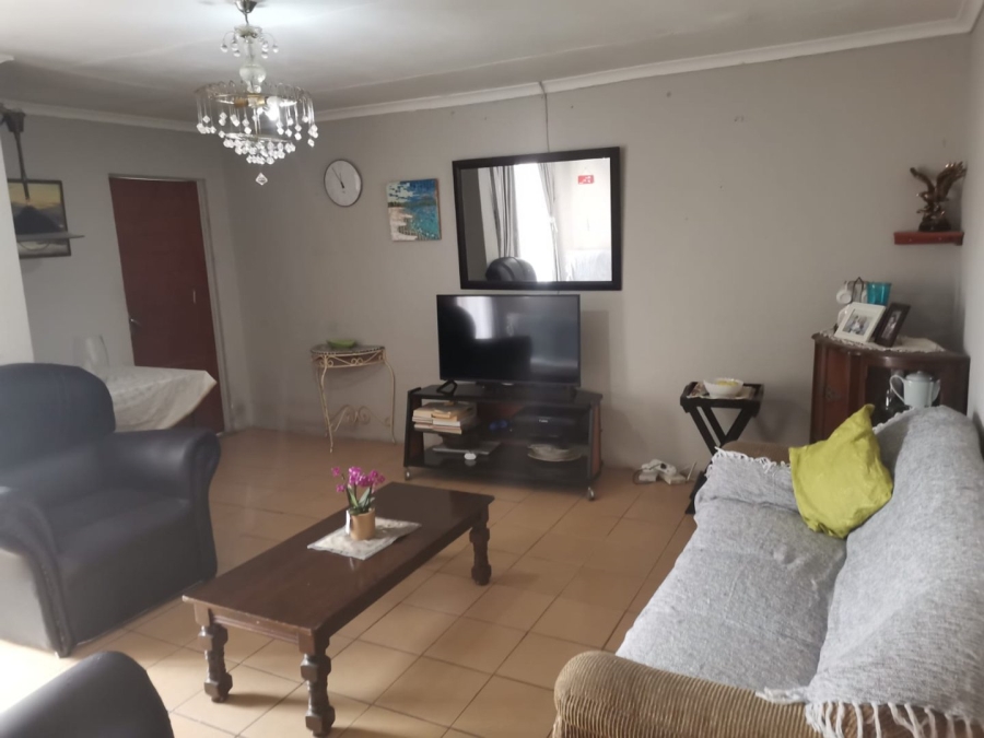 3 Bedroom Property for Sale in Westridge Western Cape